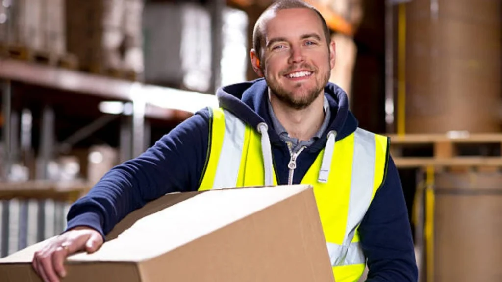 Warehouse Picker Job in Italy
